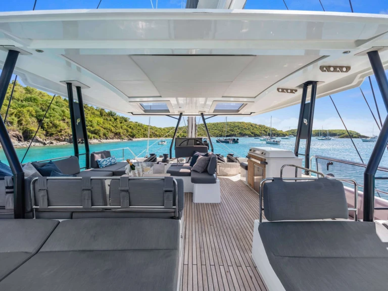 Alquiler Yate de lujo Fountaine Pajot con o sin  título de navegación