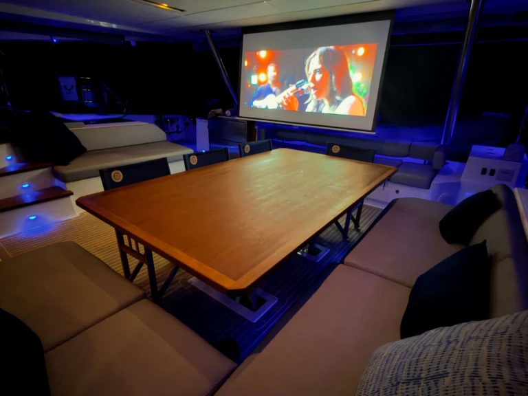 Alquiler de Fountaine Pajot CATALYST en Nassau