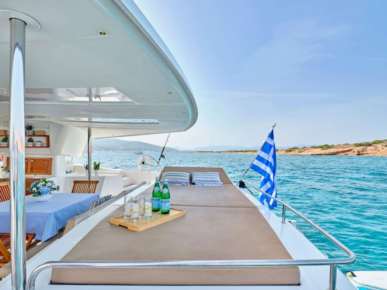 Alquiler de Fountaine Pajot HIGH FIVE en Néa Péramos