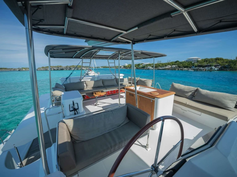 Alquiler de embarcaciones Fountaine Pajot WIND CHASER I enBahamas en Samboat