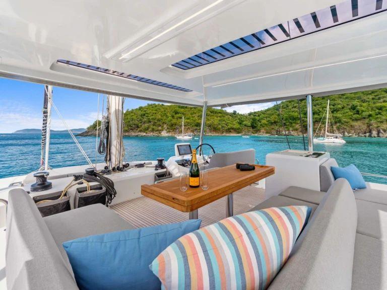 Yate de lujo para alquilar Saint Thomas Island al mejor precio