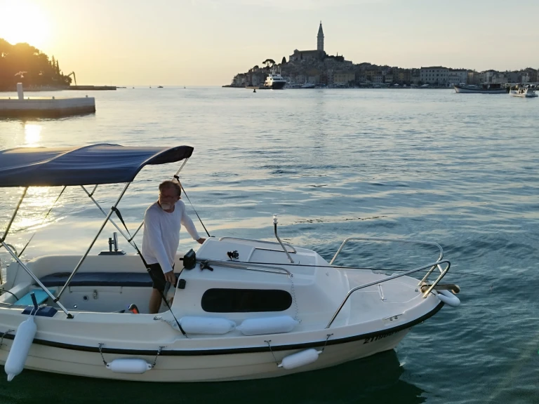 SPORT MARE MSport500 de alquiler a Rovinj