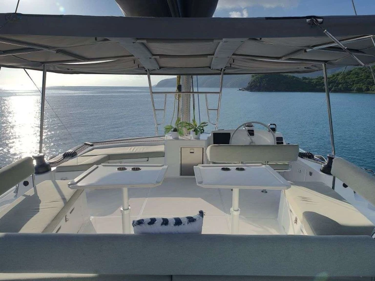 Alquiler de Yate de lujo, con o sin patrón Bali San Vicente y las Granadinas