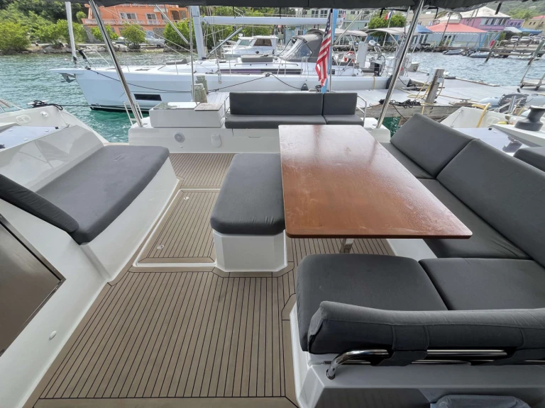 Alquiler Yate de lujo en Freeport - Fountaine Pajot BOUNTIFUL