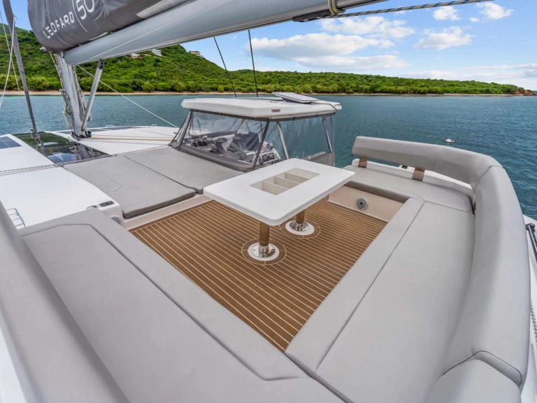 Leopard SOMMER de alquiler a Saint Thomas Island