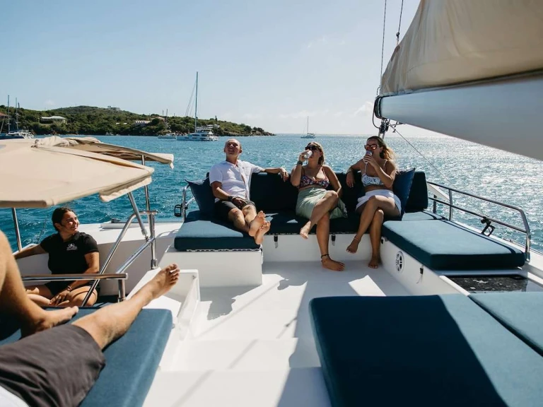 Alquiler de barcos Islas Vírgenes Británicas barato de LIBRA 50