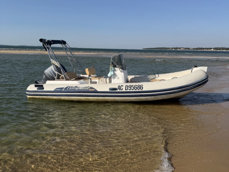 Alquiler de Capelli Tempest 626 en Lège-Cap-Ferret