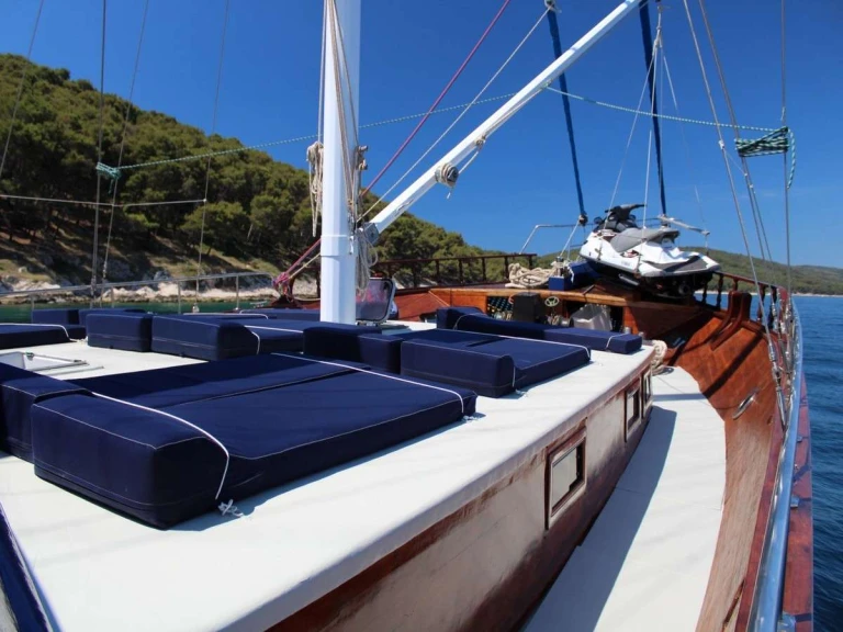 Alquiler Yate de lujo en Split - Custom BARBA