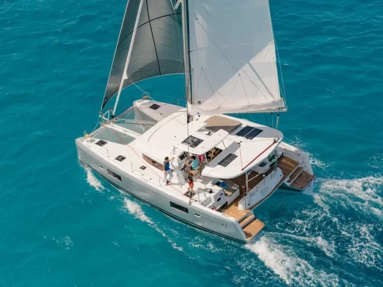 Alquiler de embarcaciones Lagoon Lagoon 42 enSeget Donji en Samboat