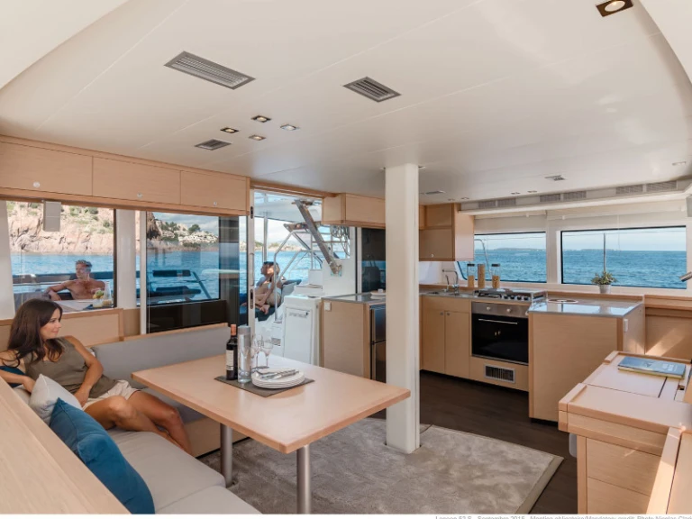 Catamarán para alquilar Olbia al mejor precio