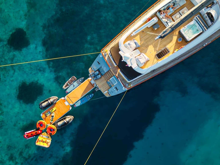 Alquiler de embarcaciones  SAN LIMI enSplit en Samboat
