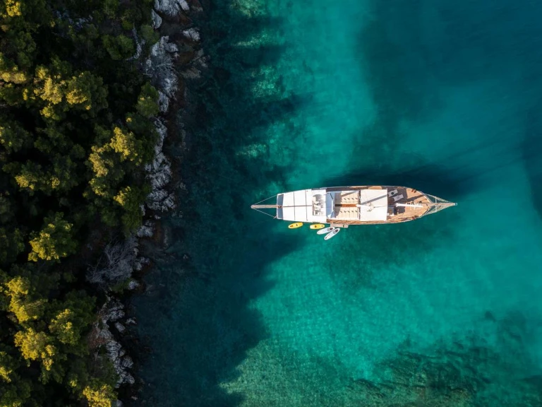 Yate de lujo para alquilar Split al mejor precio