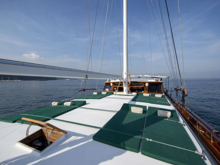 Alquiler de embarcaciones Custom Gulet-Motor Sailor DERIYA DENIZ enCastellammare di Stabia en Samboat