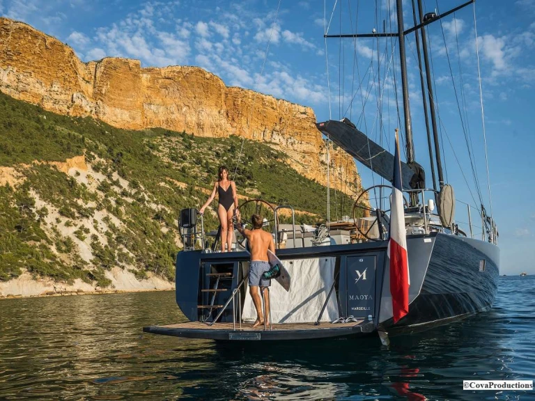 Cnb-Bordeaux MAOYA de alquiler a Córcega