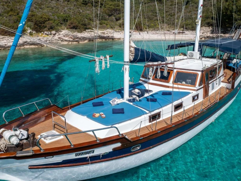 Alquiler de barcos Split barato de Hera