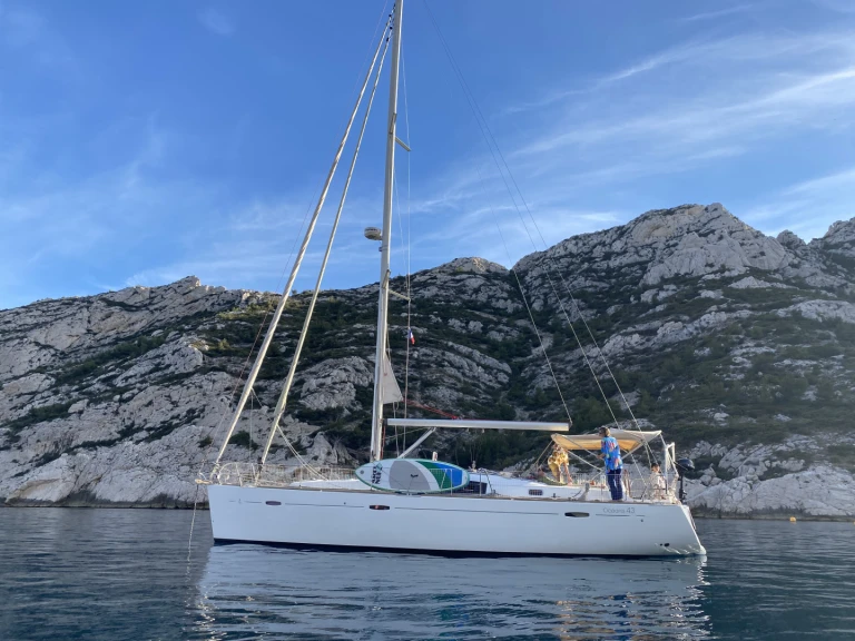 Alquiler de embarcaciones Bénéteau Oceanis 43 enSaint-Mandrier-sur-Mer en Samboat
