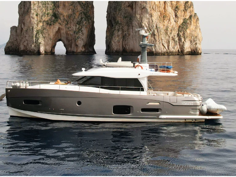 Alquiler Lancha en Forio - Azimut Azimut Magellano 53