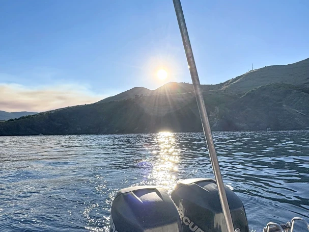 Alquiler de barcos Cerbère barato de Cap Camarat 8.5 WA