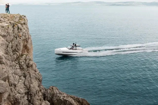 Fjord Fjord 42 Open de alquiler a Saint-Tropez