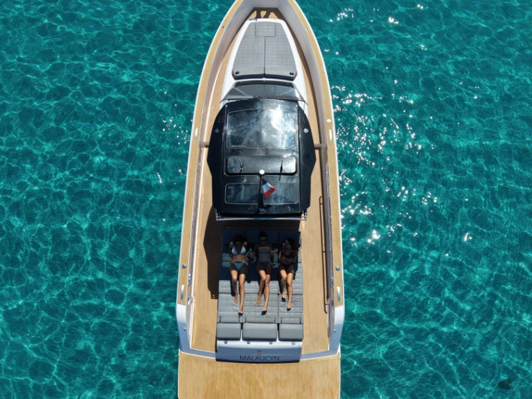 Pardo Yachts Pardo 43 de alquiler a Francia