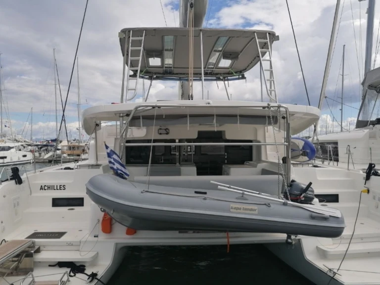 Alquiler Catamarán Lagoon con o sin  título de navegación