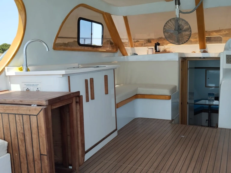 Alquiler de embarcaciones  Lobster 38 enAyvalık en Samboat