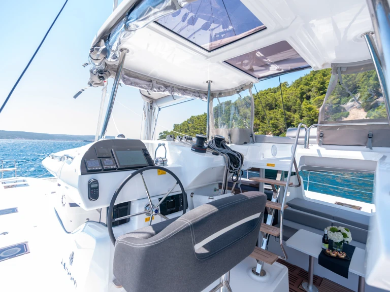 Alquiler Catamarán en Kaštela - Lagoon Lagoon 43 - 3 + 1 cab. OW