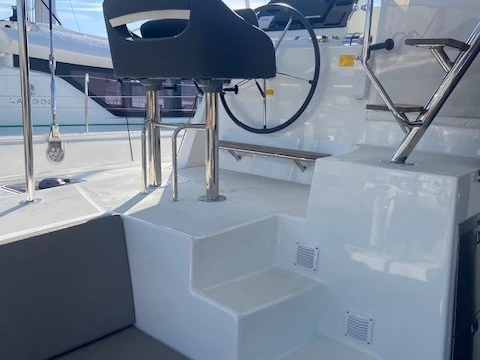Alquiler de embarcaciones Lagoon Lagoon 42 enLe Marin en Samboat