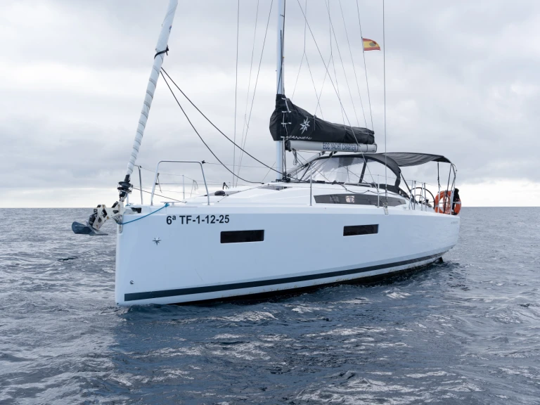 Alquiler de Velero, con o sin patrón Jeanneau Las Galletas