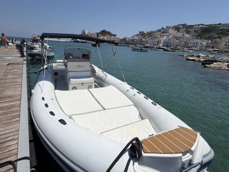 Alquiler de embarcaciones Nuova Jolly King 750 enTerracina en Samboat