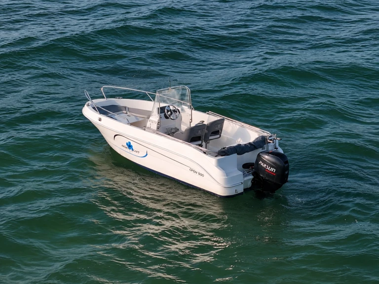 Alquiler de Pacific Craft Pacific Craft 500 Open Trendy en Valras-Plage