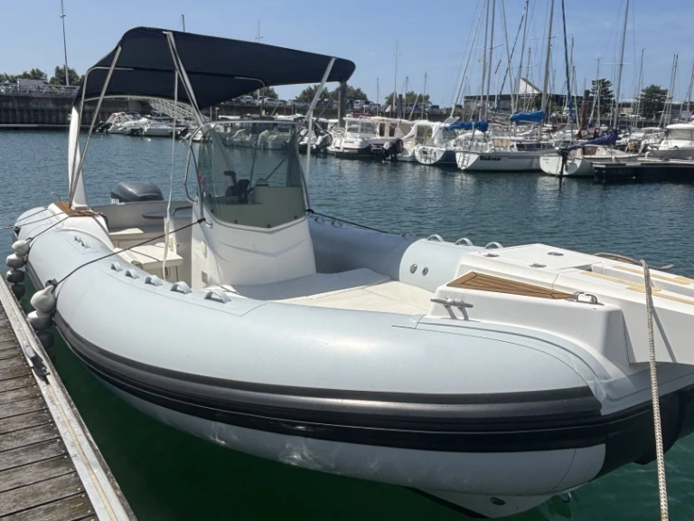 Lancha para alquilar La Rochelle al mejor precio