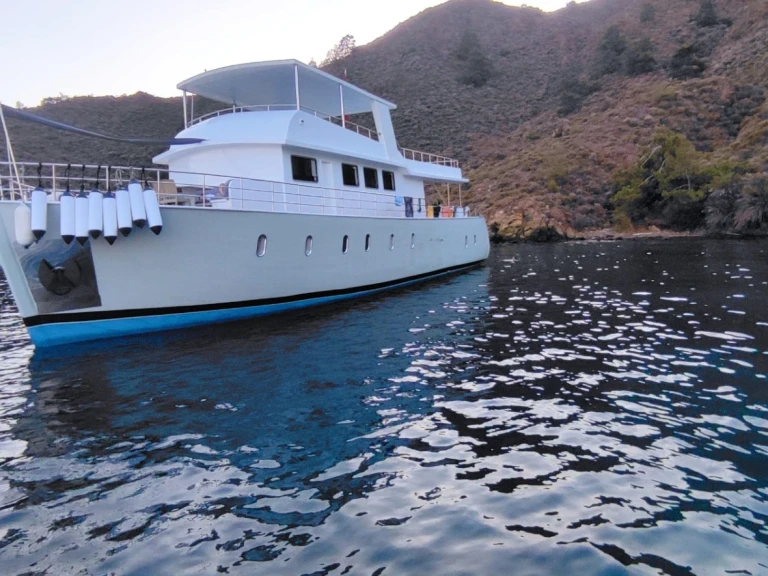 Custom Made Custom made de alquiler a Marmaris
