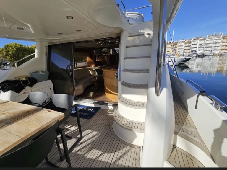 Sunseeker Manhattan 74 MK II de alquiler a Golfe-Juan