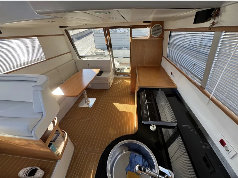 Alquiler de barcos Golfo Aranci Port barato de Ferretti 39