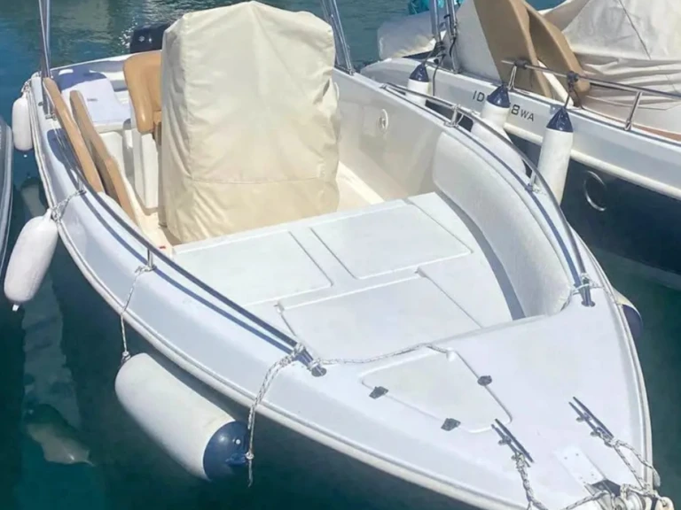 Alquiler de barcos Salerno barato de Generica