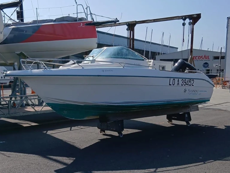 Alquiler Lancha en Lorient - Jeanneau Cap Camarat 615 WA