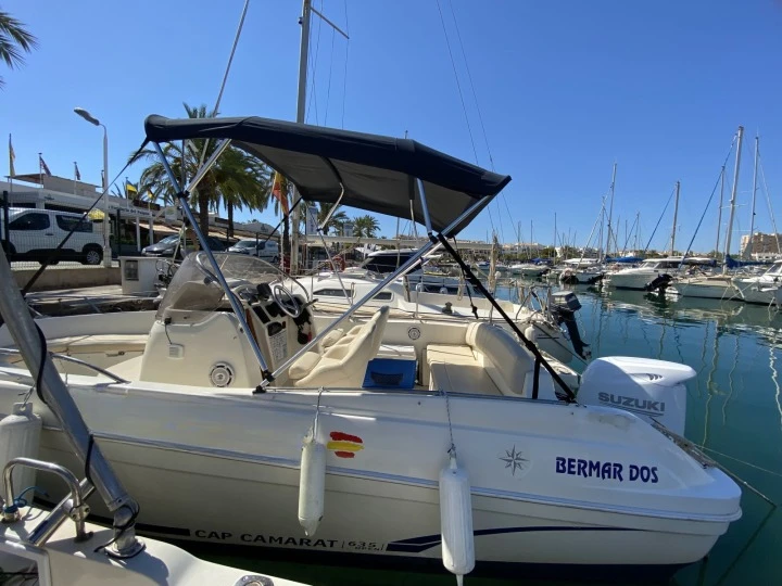 Jeanneau Cap Camarat 635 Open de alquiler a La Manga