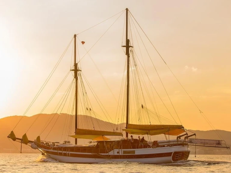Alquiler de Velero, con o sin patrón Custom Made Marmaris