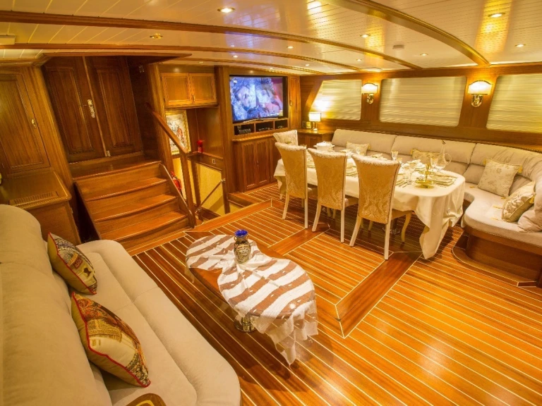 Custom Made Custom made de alquiler a Fethiye