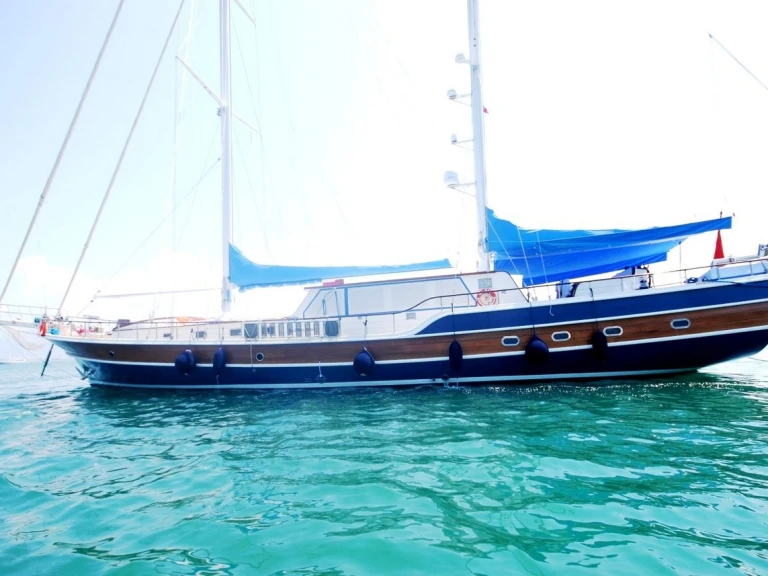 Alquiler de Custom Made Custom made en Fethiye