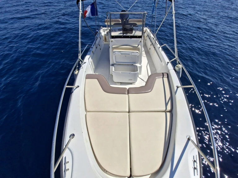 Alquiler de Lancha, con o sin patrón Boston Whaler Port de la Rague