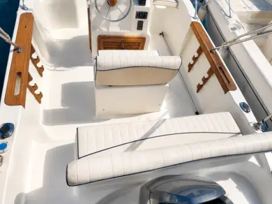 Alquiler de embarcaciones Capelli Cap 18 enCarry-le-Rouet en Samboat