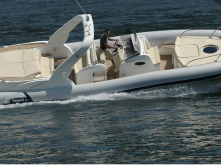 Neumática para alquilar Porto Rotondo al mejor precio