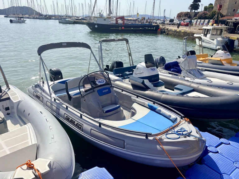 Alquiler de embarcaciones Ranieri Giubileo enTalamone en Samboat