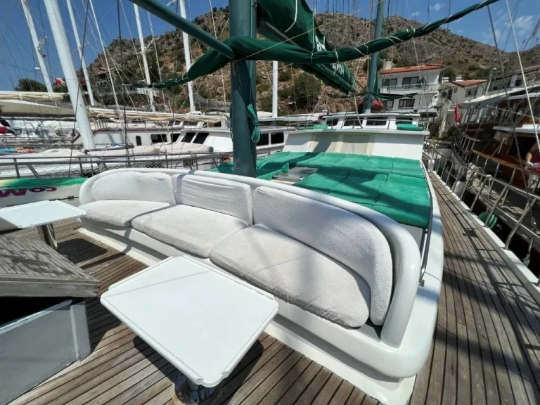Custom Made Custom made de alquiler a Marmaris