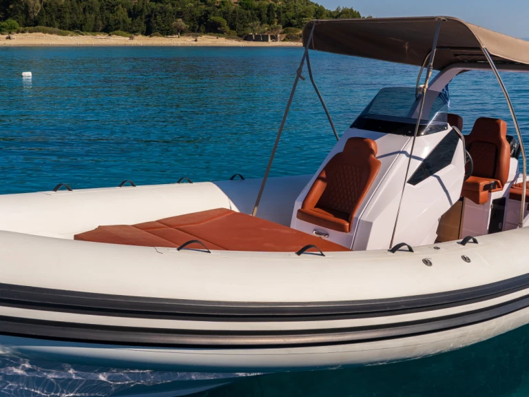 Alquiler de Neumática, con o sin patrón Italboats Skiathos