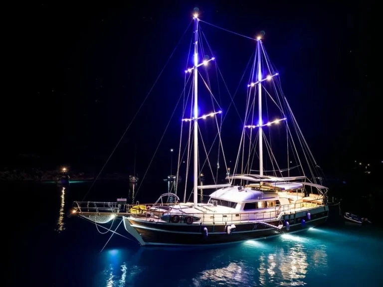 Alquiler Velero en Marmaris - Custom Made Custom made