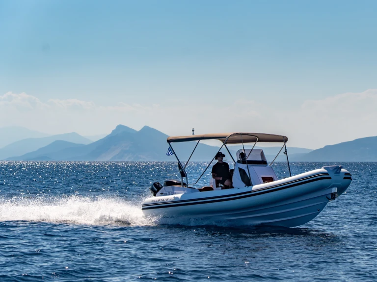 Alquiler Neumática Italboats con o sin  título de navegación