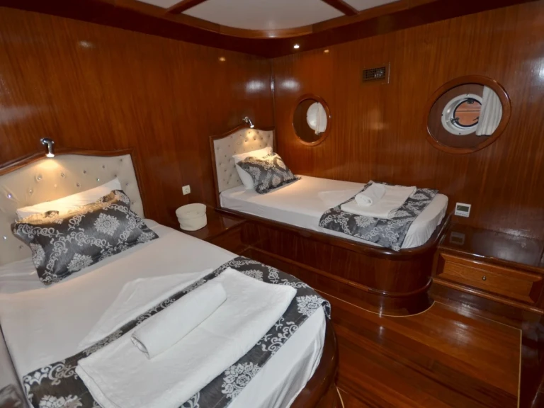 Velero para alquilar Bodrum al mejor precio